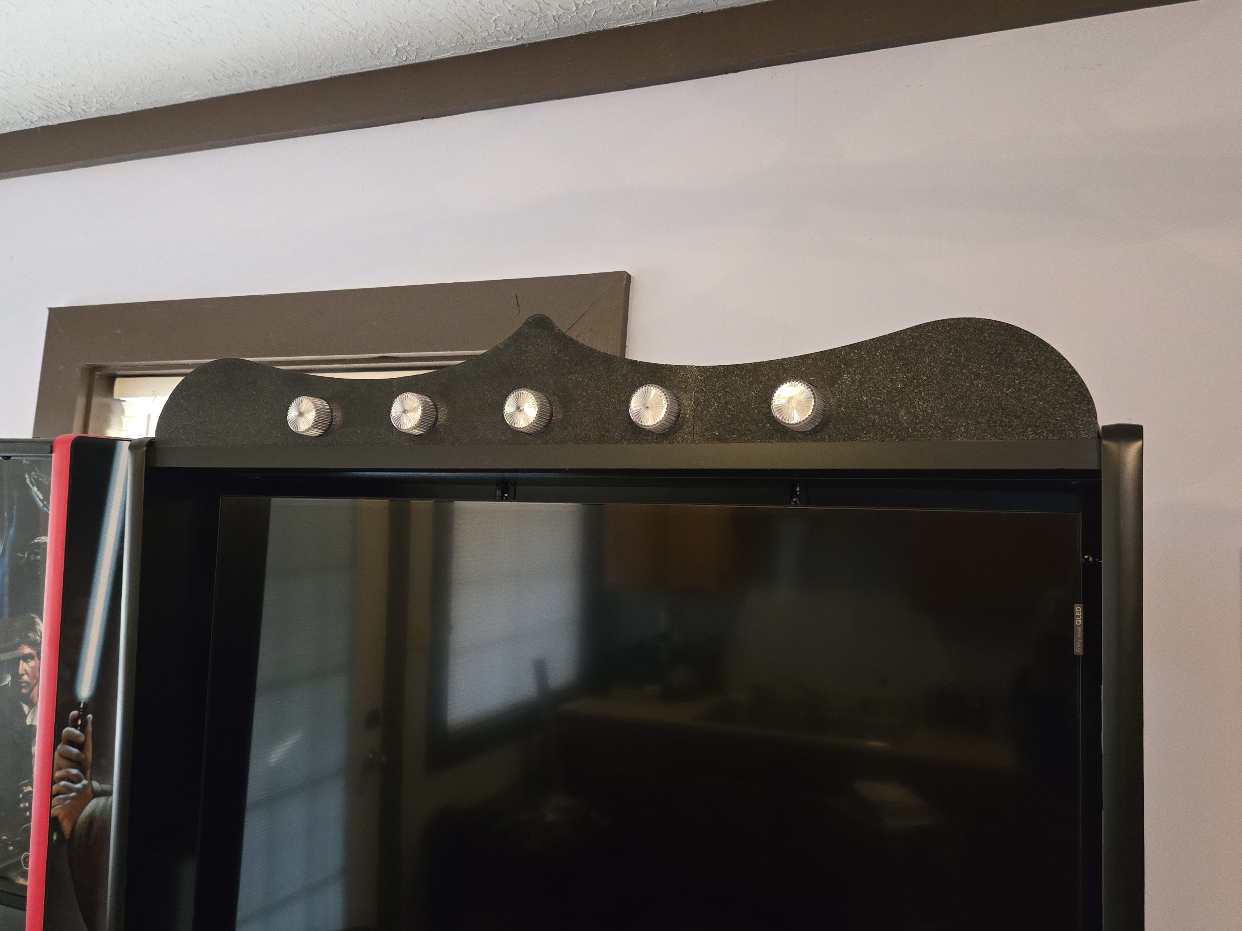 Light Bar mounted on cabinet